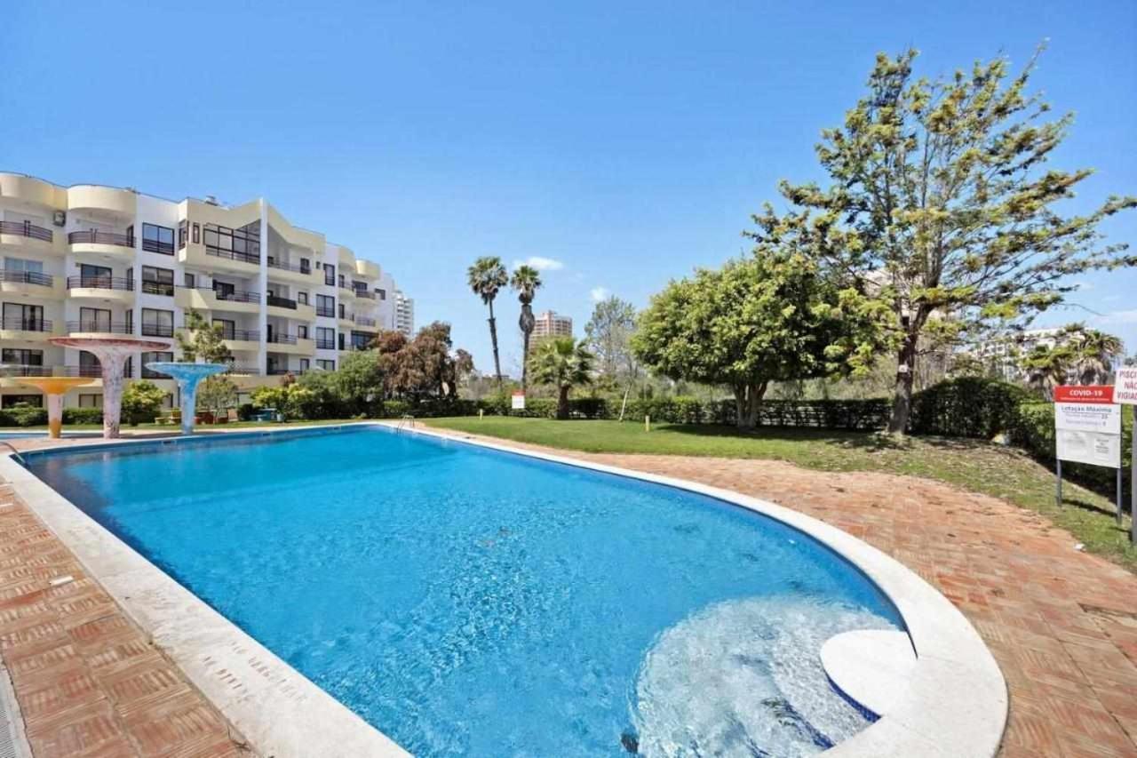 Apartamentos Torre Da Rocha Frente Ao Mar Portimão Exterior foto